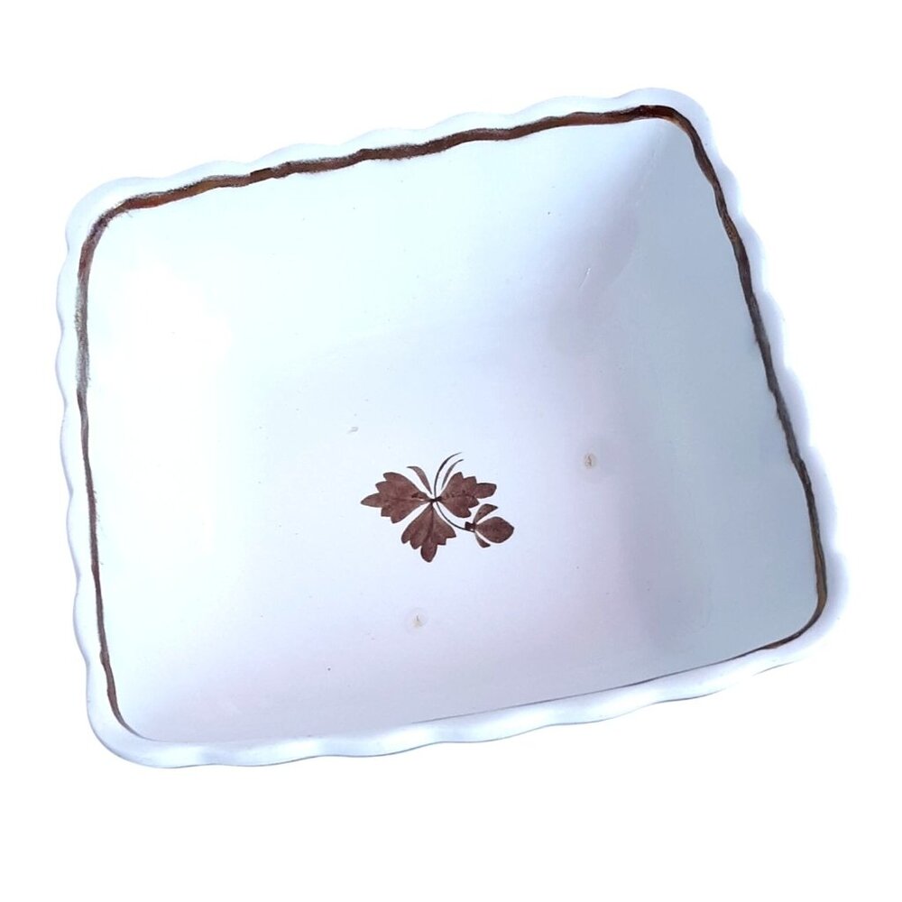 A Meakin Copper Tea Leaf Antique Ironstone 8" Square Bowl England